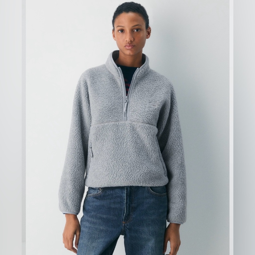 TNA polar fleece half